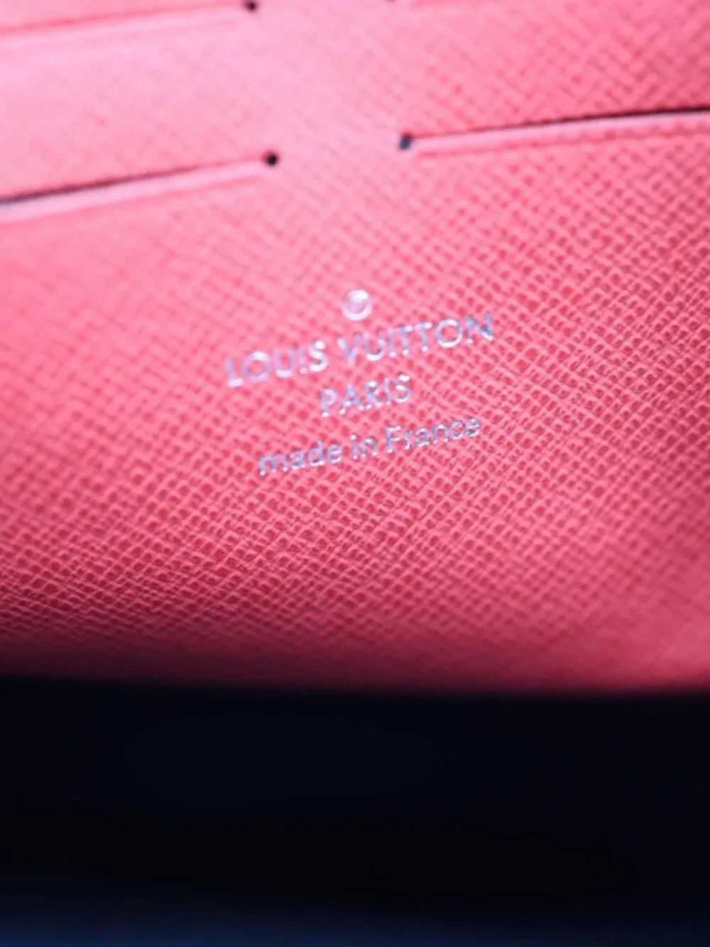 Louis Vuitton Voyage MM Taiga Leather Pochette Navy Blue